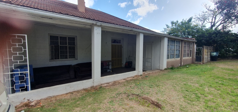 5 Bedroom Property for Sale in Uitenhage Upper Central Eastern Cape
